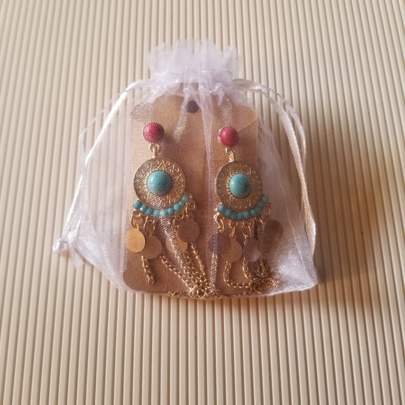 Earring Bundle 4 - Picture 5 of 6